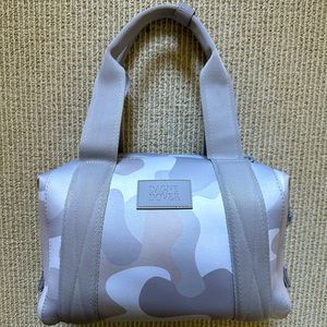 EUC- Dagne Dover Camo Haze small Landon Carryall
